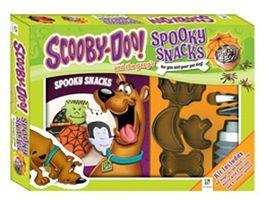 Cover of Scooby Doo Spooky Snacks by Hinkler Books